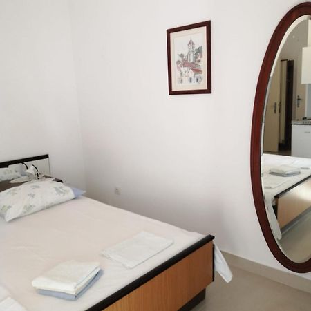Omis Apartment On The Beach מראה חיצוני תמונה
