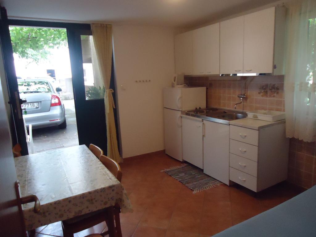 Omis Apartment On The Beach מראה חיצוני תמונה