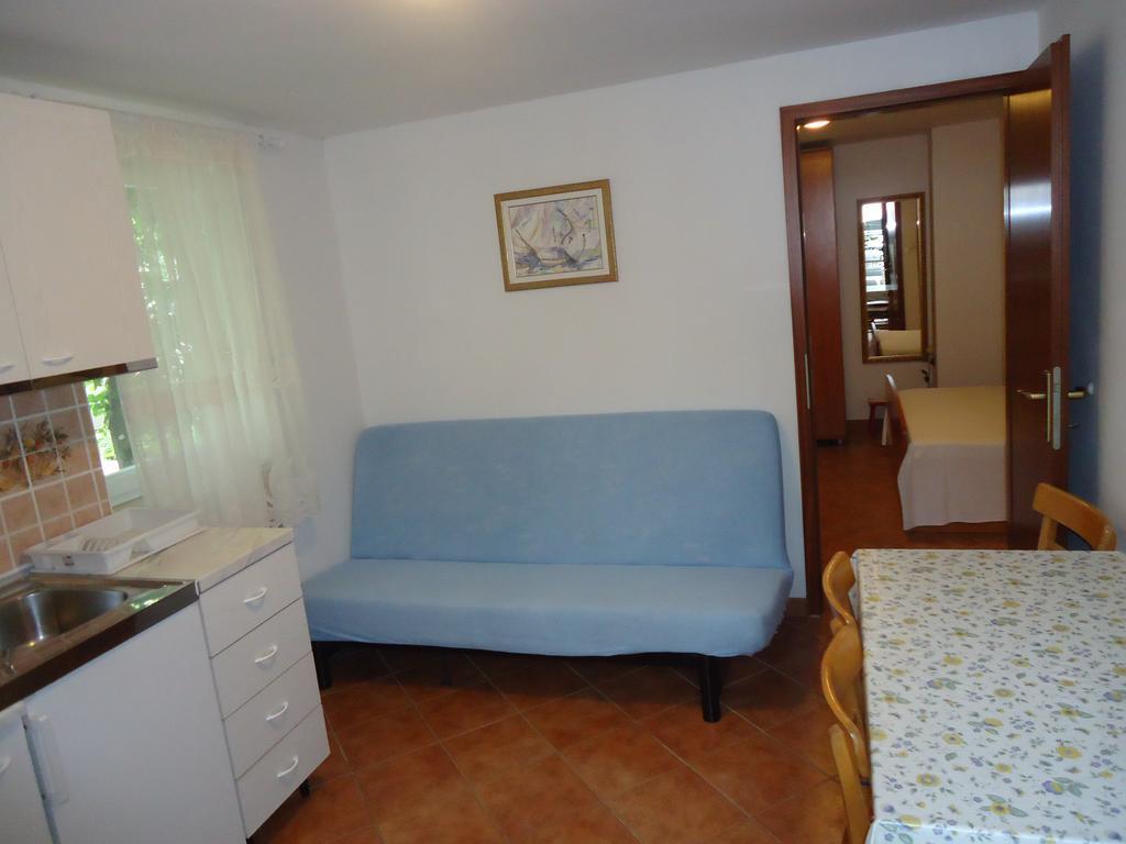 Omis Apartment On The Beach מראה חיצוני תמונה