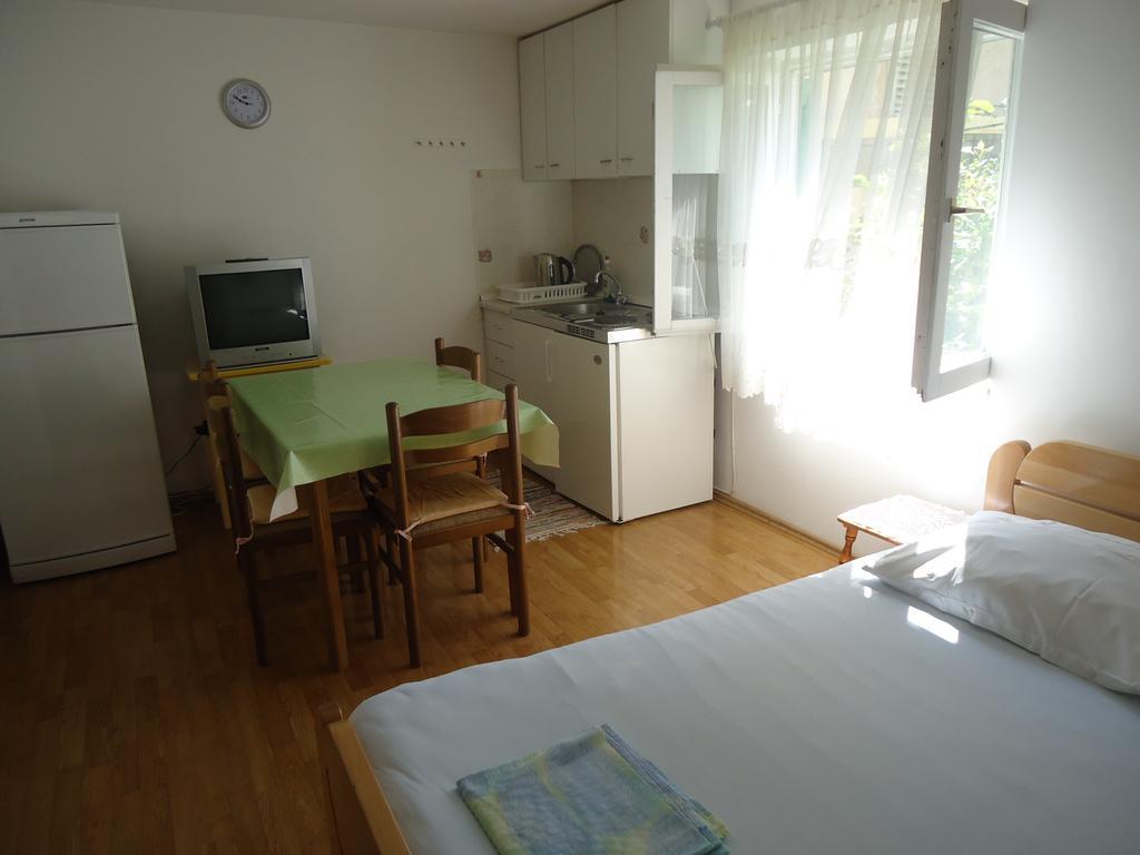 Omis Apartment On The Beach מראה חיצוני תמונה
